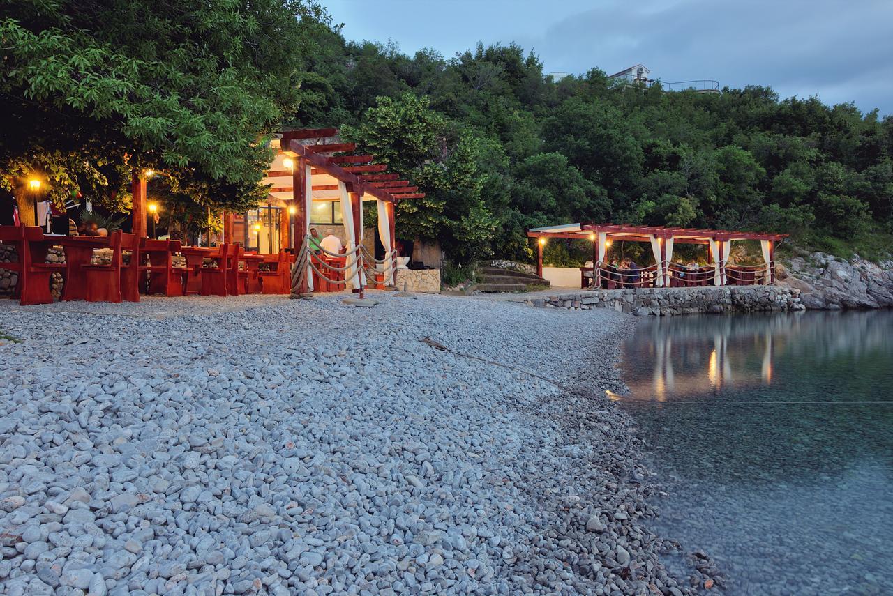 Rooms Milena Senj  Exterior foto